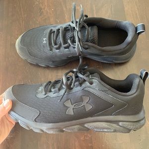 Under Armor NEW Men’s Charged Assert Black Athletic Shoes